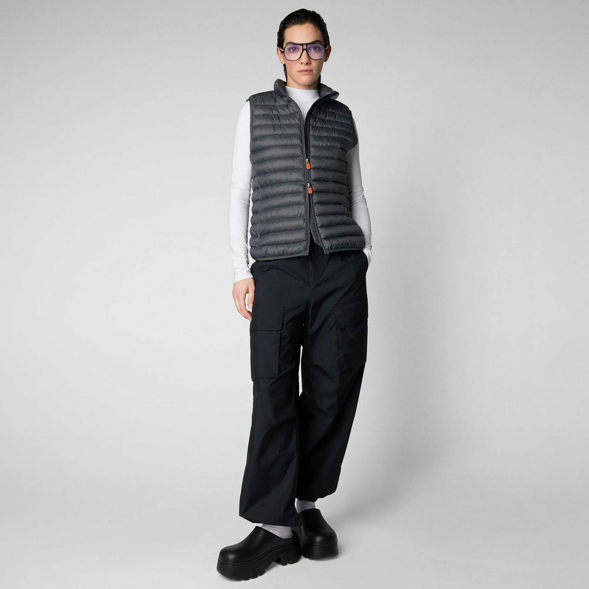 Kvinner Save The Duck Kvinnes Vattert Vest Charlotte I Storm Grey