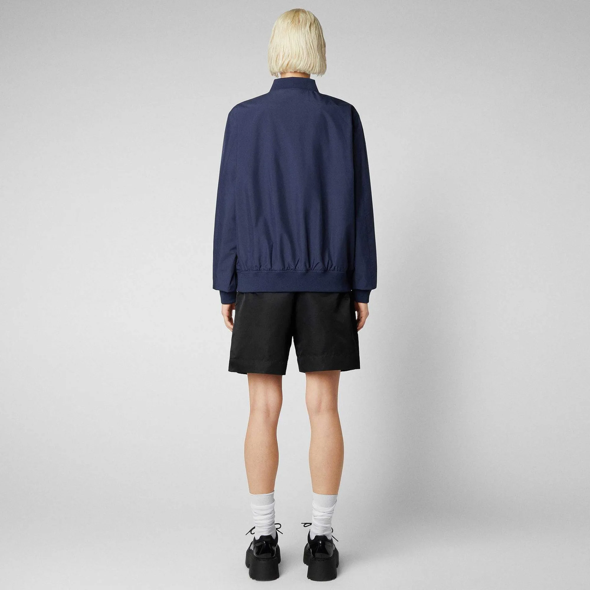Kvinner Save The Duck Unisex Jakke Olen I Marinebla